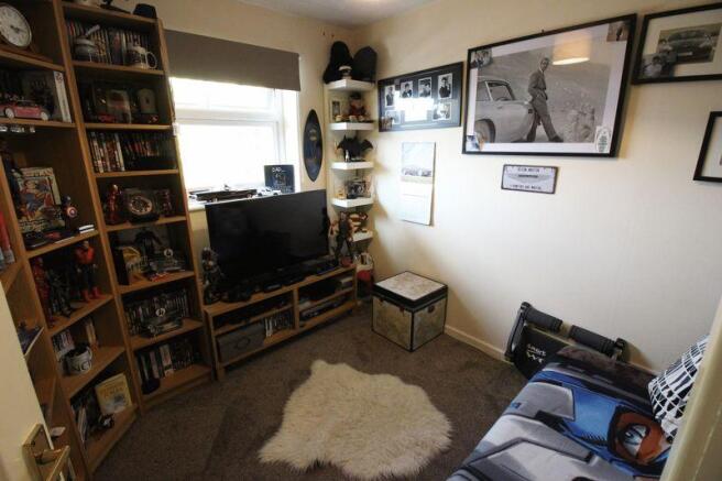 Photo 3