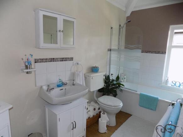 Family bathroom
