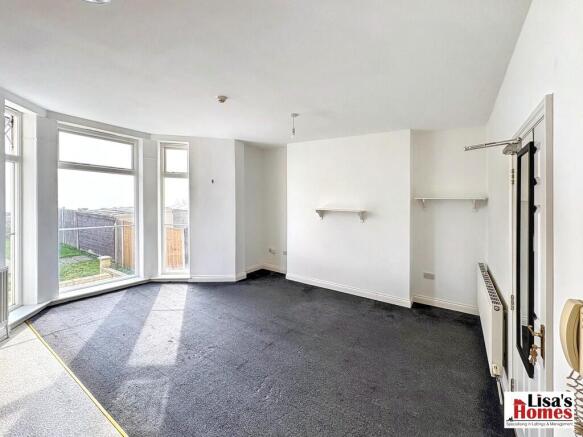 E1D3E4EF-9385-434...