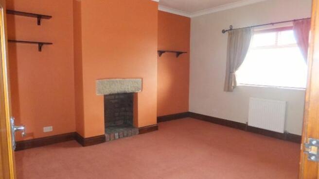2 bed Terraced to rent Image 5