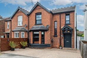 4, Elm Drive, Nottingham NG4 3AW