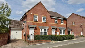 41, Laurel Gardens, Greenham, Thatcham RG19 8XU