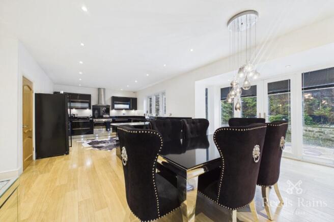 Dining Kitchen