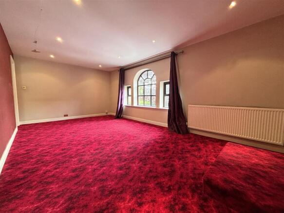 Forge House, 5 Ashford Manor, Fenay Bridge, Huddersfield, HD8 0JY photo 4