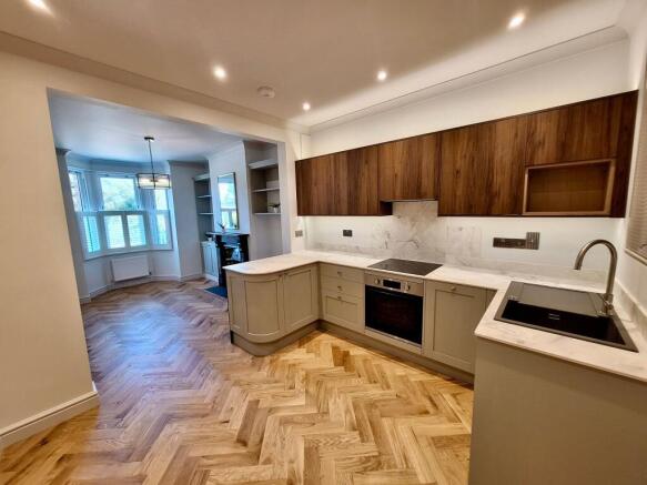 Kitchen/living