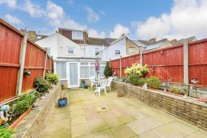 48, Greenfield Road, Folkestone CT19 6ER