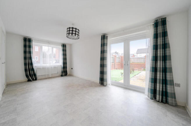 1429987-8-69b303a...