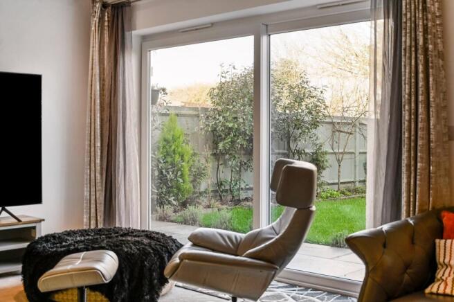 Kings Close, Shadoxhurst, Ashford, Kent, TN26 photo 4