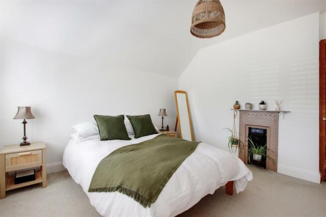 Bedroom 2.jpg