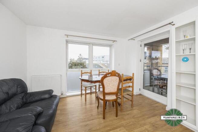 5  2 Saffron Court  Lowther Road -009-1200.jpg