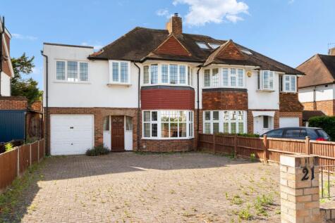 Manor Road North, Esher, KT10