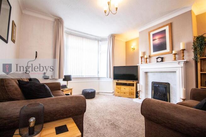 3 bed House for sale Image 3