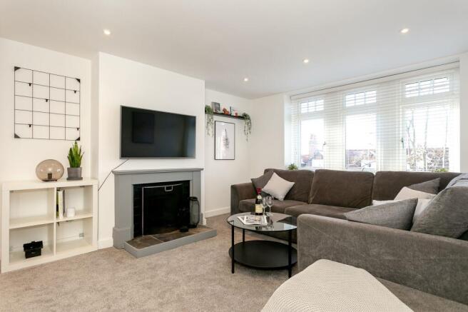 2 bed Flat to rent Image 4