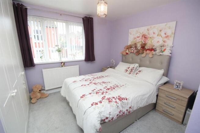 BEDROOM 1