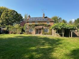Broom Cottage, The Avenue, Rowledge, Farnham GU10 4BD
