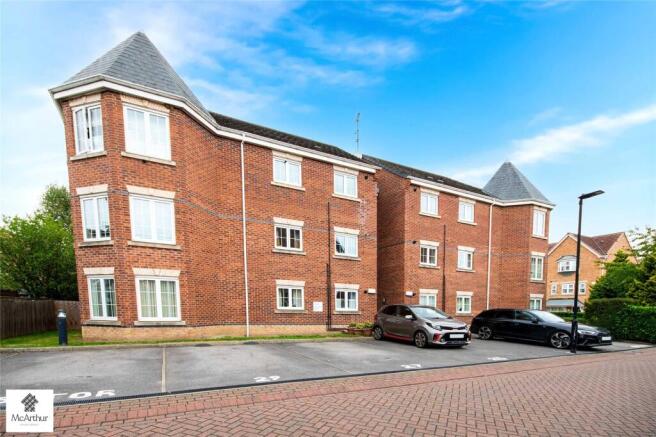 3 bed Apartment for sale Image 11