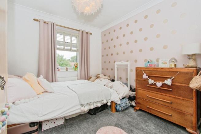2 bed Semi-Detached for sale Image 12
