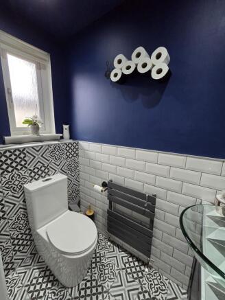 Cloack room