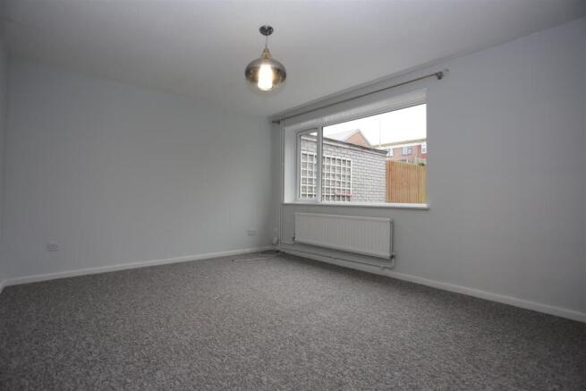 20 Flint Close (5).JPG