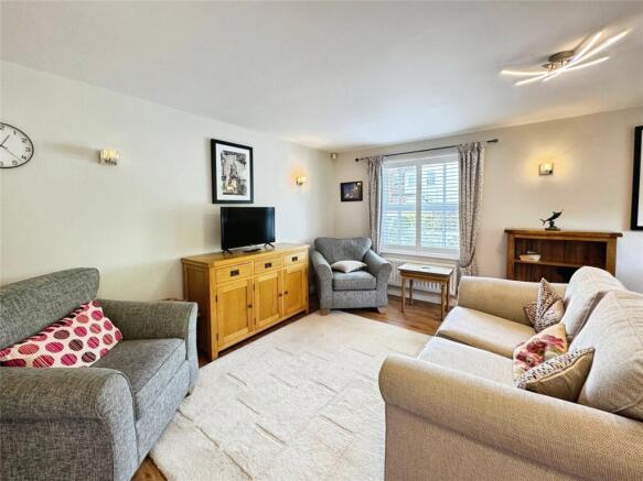 Lounge/Kitchen
