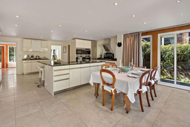 Kitchen/Breakfast