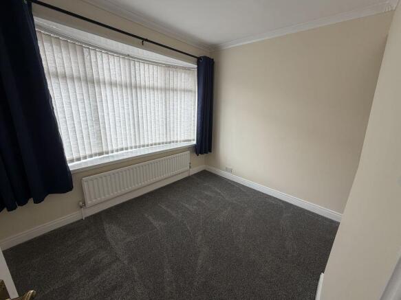 3 bed Semi-Detached Bungalow to rent Image 11