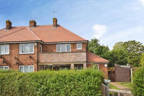 Barnes Crescent, Skegness, PE25