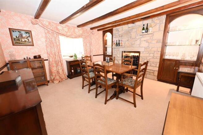 4 bed Detached for sale Image 5