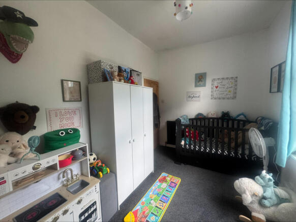 2 bed Terraced to rent Image 9