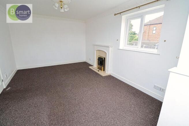 Racecourse Road, Swinton photo 4