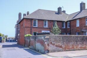 2, Warwick Court, High Street, Aldeburgh IP15 5AB