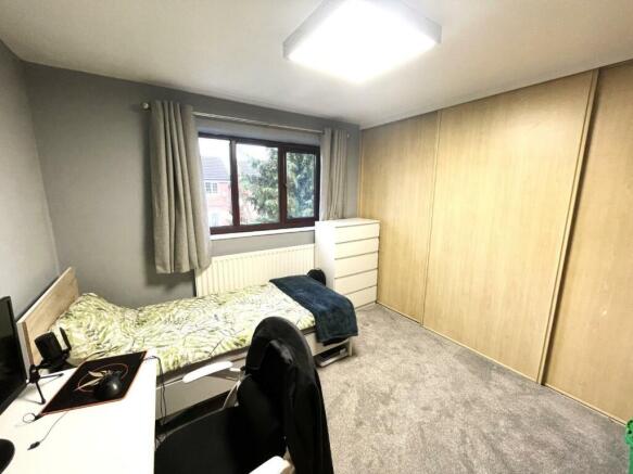 Bed 3.JPG