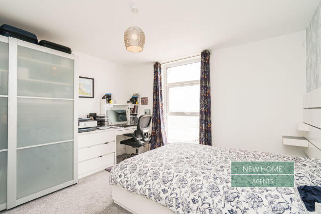2 bed Flat for sale Image 9