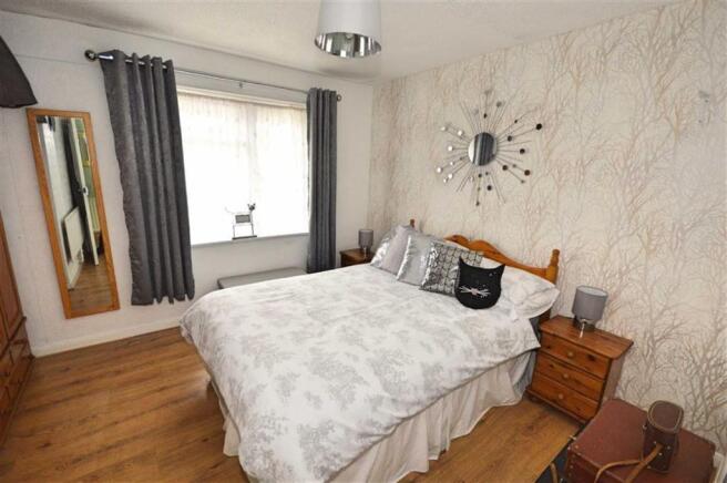 Bedroom (2)
