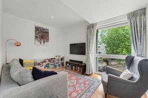 81, Balmore Street, London N19 5DA