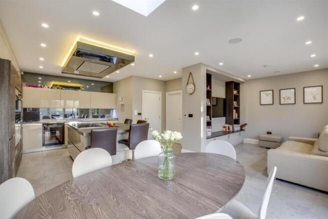 dining living kitchen.jpg