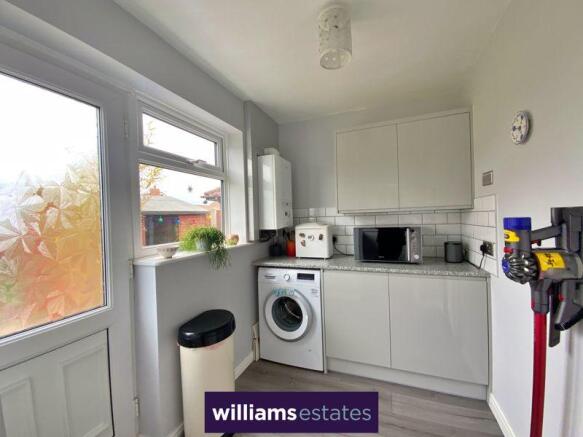 utility room 