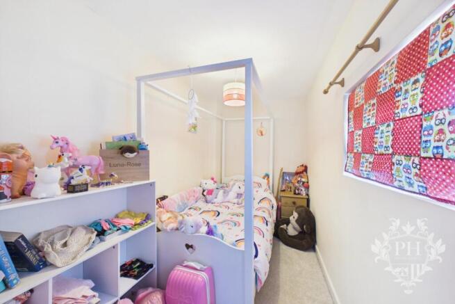 2 bed Terraced for sale Image 9