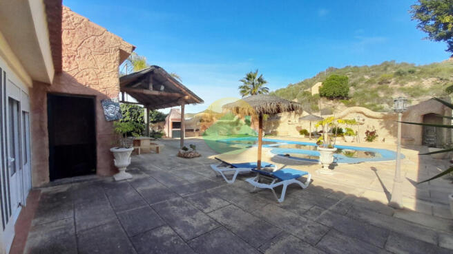 4 Bedroom Country house For Sale-MAZ28-2