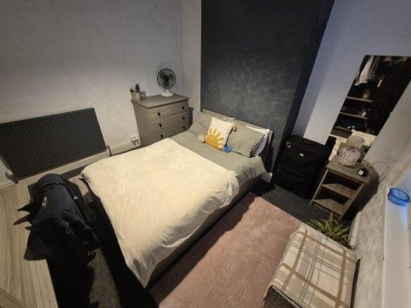 4 bed House Share to rent Image 6