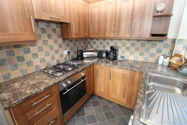 KITCHEN BREAKFAST ROOM