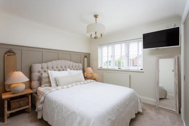 4 bed Detached for sale Image 12