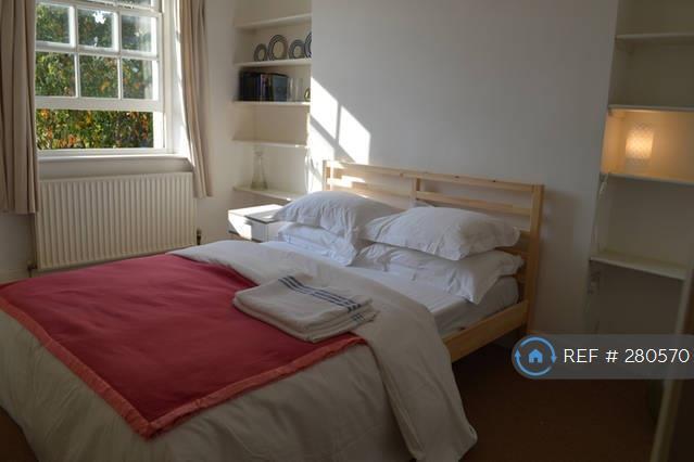1st Bedroom, Spacious Double 