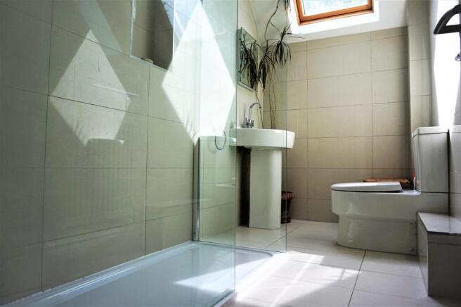 Master En-suite