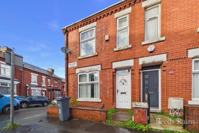 3-bed terraced on Milkwood Grove, Manchester, Greater Manchester, M18, £150,000