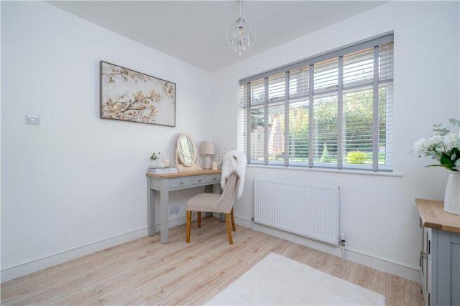 Bedroom/Dining Room