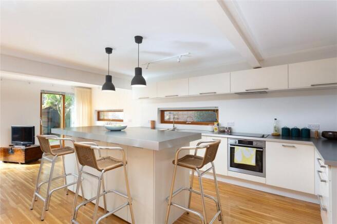 Kitchen/Living