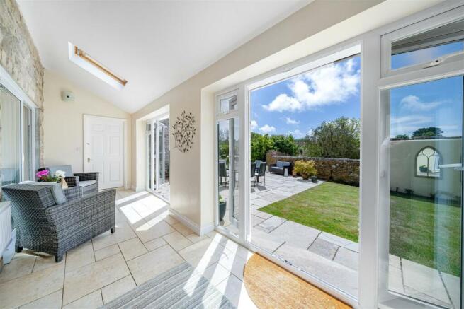 Sandyway Sun Room