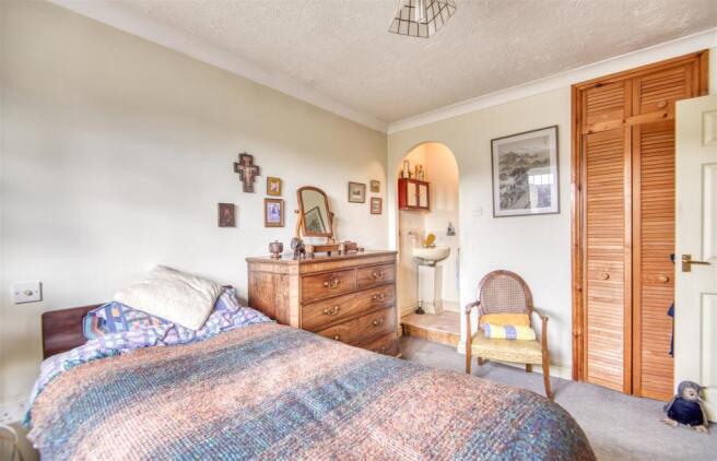 6a Bedroom One.jpg