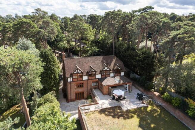 11 Pine Coombe-53.jpg